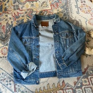 Levi’s denim jacket size L